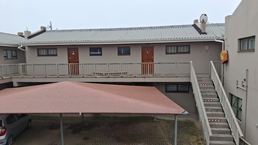 1 Bedroom Property for Sale in Hartenbos Central Western Cape